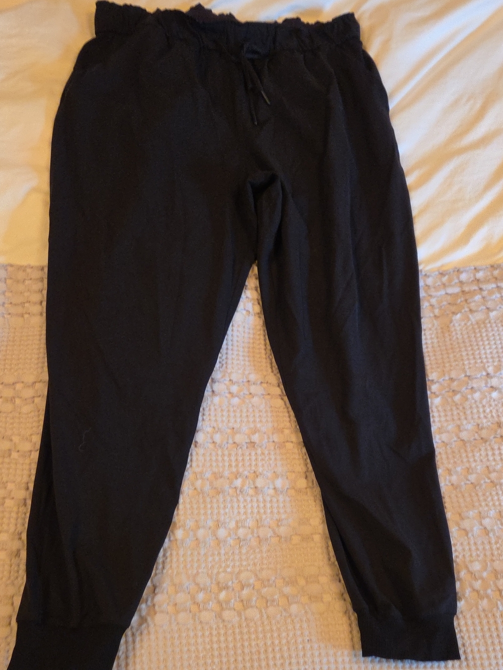 Lululemon Black Jogger Pants - Size 14